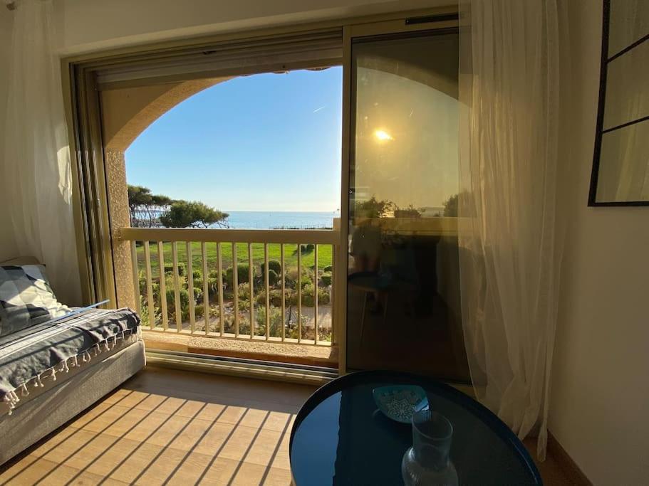 Sea-View - Wifi - Parking Apartment Six-Fours-les-Plages Luaran gambar