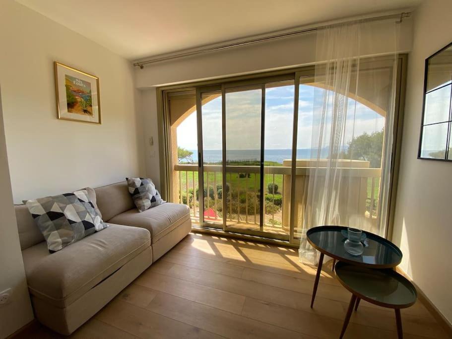 Sea-View - Wifi - Parking Apartment Six-Fours-les-Plages Luaran gambar