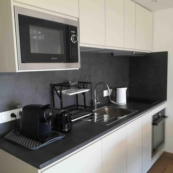 Sea-View - Wifi - Parking Apartment Six-Fours-les-Plages Luaran gambar